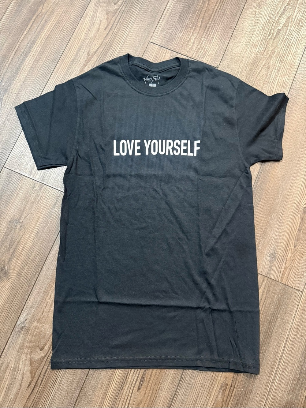 Phora Love Yourself Tour 2020 Graphic Band T-Shirt Black Size Small New